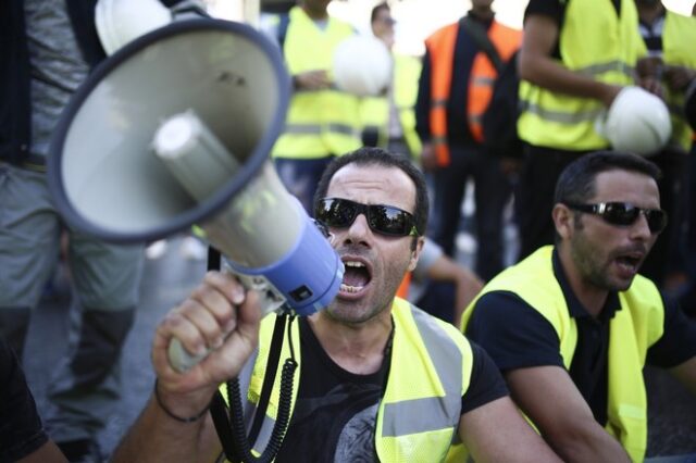 Είναι η Δημοκρατία… μονομερές προνόμιο;