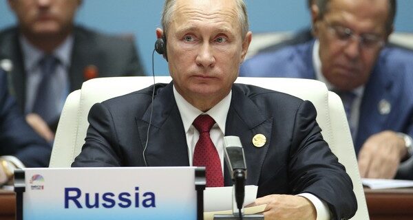 Πούτιν: Η στρατιωτική υστερία μπορεί να οδηγήσει σε παγκόσμια καταστροφή