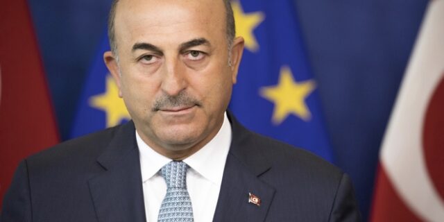Τσαβούσογλου: Η Ευρώπη στρέφεται στη βαρβαρότητα
