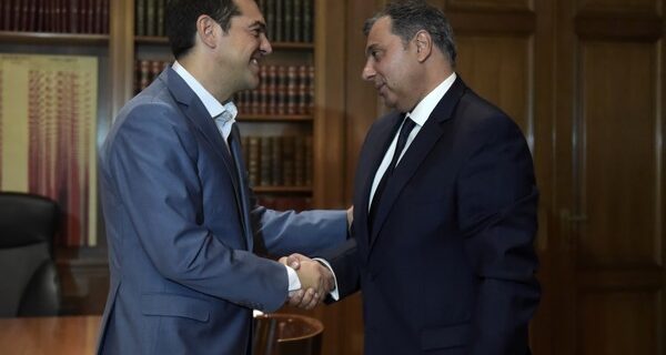 Τσίπρας: Να ξαναχτιστεί η μικρομεσαία επιχειρηματικότητα σε πιο υγιή βάση