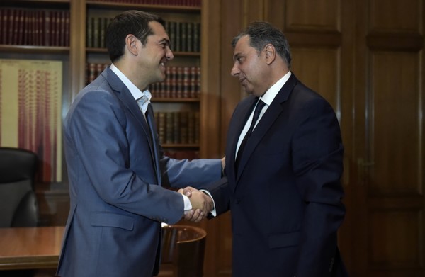 Τσίπρας: Να ξαναχτιστεί η μικρομεσαία επιχειρηματικότητα σε πιο υγιή βάση