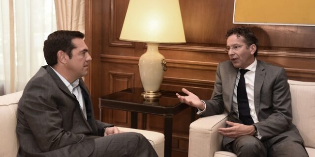 Σε εξέλιξη η συνάντηση Τσίπρα – Ντάισελμπουμ