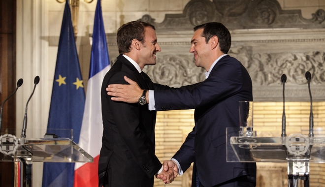Γαλλική ασπίδα απέναντι στο ΔΝΤ