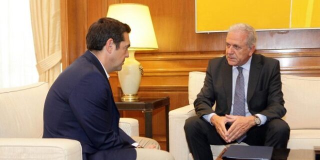 Αβραμόπουλος: Σαφής βελτίωση στο προσφυγικό