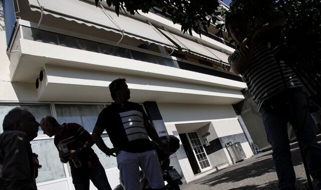 Άγριο έγκλημα στο Περιστέρι: Τουλάχιστον 29 μαχαιριές δέχτηκε ο 41χρονος