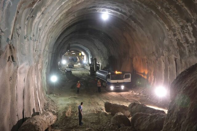 Ολοκληρώθηκε η υπόγεια σιδηροδρομική σήραγγα στο Δερβένι