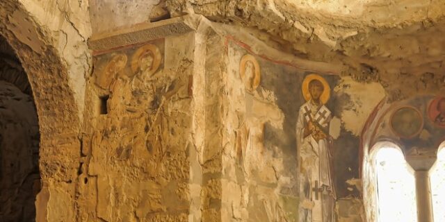 Βρέθηκε στην Τουρκία ο τάφος του ‘Άι Βασίλη’