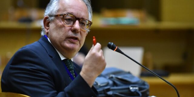 Κεντροαριστερά: Με ένταση ολοκληρώθηκε η συνεδρίαση της επιτροπής