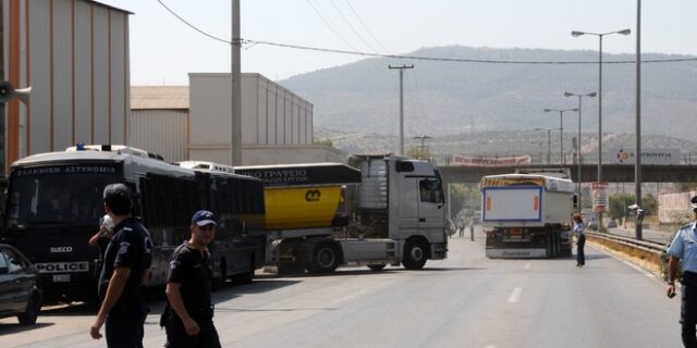 Ασπρόπυργος: Δολοφονική επίθεση κατά εργατών με μαχαίρια και σιδερογροθιές