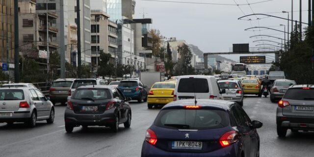 Πώς αγοράζουν σήμερα οι Έλληνες αυτοκίνητο