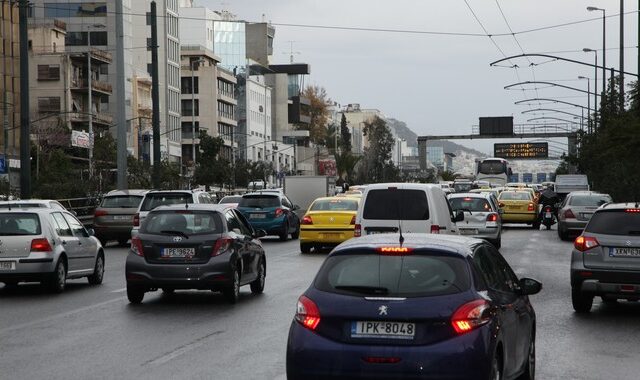 Πώς αγοράζουν σήμερα οι Έλληνες αυτοκίνητο