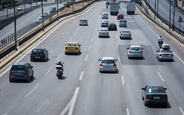 Σταθερή πορεία η αγορά αυτοκινήτου στην Ελλάδα