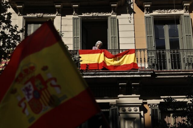 Εβδομάδα αβεβαιότητας στην Καταλονία – Διχασμένη η κοινωνία