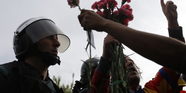 Το δημοψήφισμα της Καταλονίας μέσα από 10 φωτογραφικά καρέ