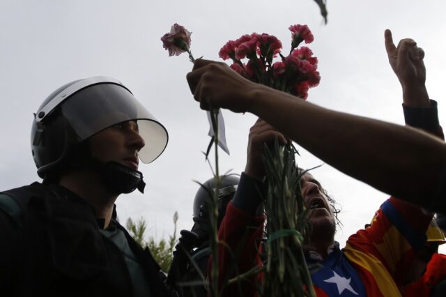 Πώς σκοπεύει ο Ραχόι να πάρει τον έλεγχο της Καταλονίας