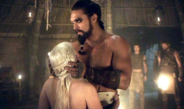 Jason Momoa: Σπάει τη σιωπή του για το σχόλιο περί βιασμών όμορφων γυναικών