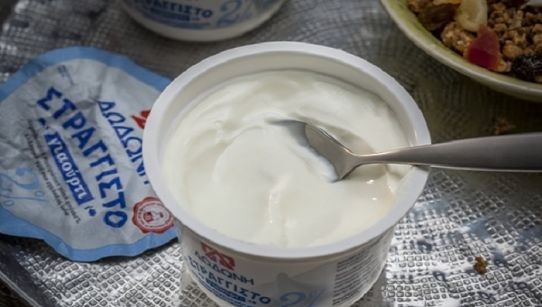 Η Δωδώνη προχωρά στην ανάκληση τριών γιαουρτιών της