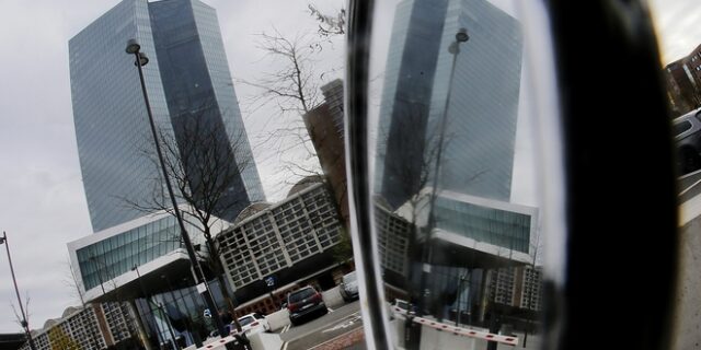 ΕΚΤ: Επέκταση του QE μέχρι τον Σεπτέμβριο του 2018