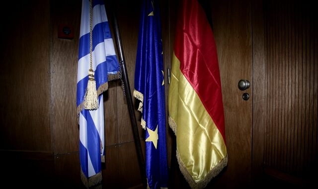 Νόλτε: Η νέα γερμανική κυβέρνηση θα στηρίξει την Ελλάδα για να την κρατήσει στο ευρώ