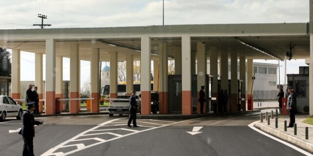 Έβρος: Συνελήφθη το ζευγάρι Κούρδων που μετέφερε στο αυτοκίνητό του 1.600 σφαίρες
