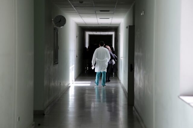 Οι μισές χώρες στον κόσμο αντιμετωπίζουν έλλειψη γιατρών