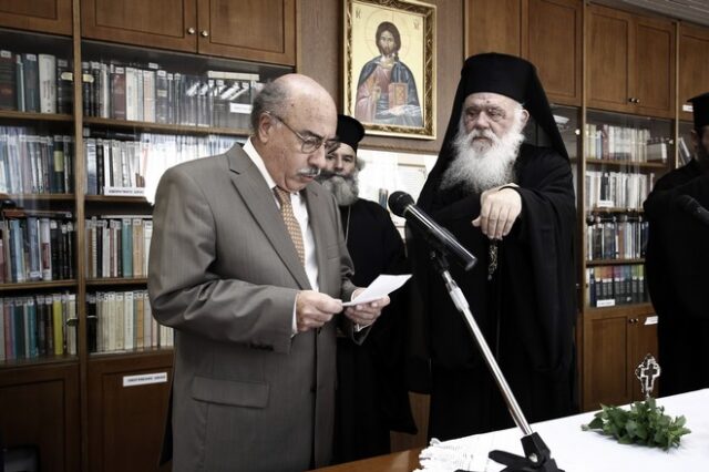 Ιερώνυμος: ‘Εμείς έχουμε σταθερές θέσεις για την οικογένεια’