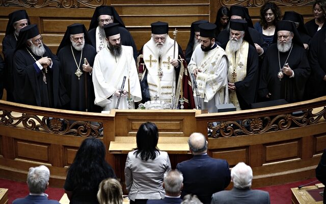 Ιερώνυμος: Παιχνιδίσματα και εφευρήματα η ταυτότητα φύλου