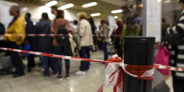Τέσσερα ερωτήματα από ΝΔ για το ηλεκτρονικό εισιτήριο