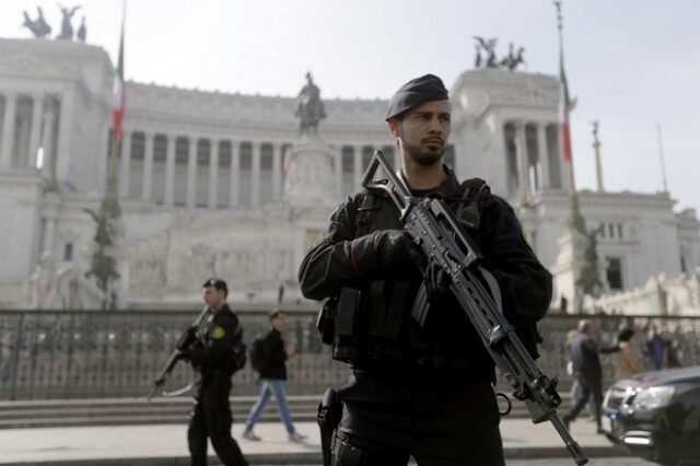 Ιταλία: Απελάθηκε 22χρονη Αιγύπτια που ήθελε να οργανώσει τρομοκρατική επίθεση