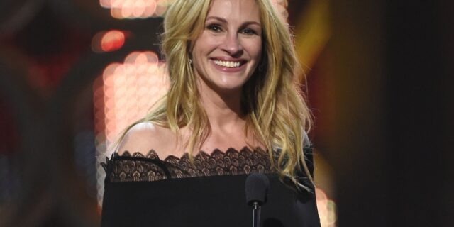 Η Julia Roberts παίζει όλους τους ρόλους της σε 10 λεπτά