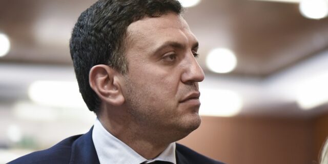 ΝΔ: Σεβαστή η απόφαση του ΕΣΡ, σεβαστή και η προσφυγή των καναλαρχών στο ΣτΕ
