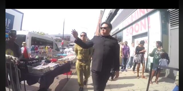 Βίντεο: Περπάτησε 10 ώρες στη Νέα Υόρκη σαν Κιμ Γιονγκ Ουν – Δείτε τι έγινε