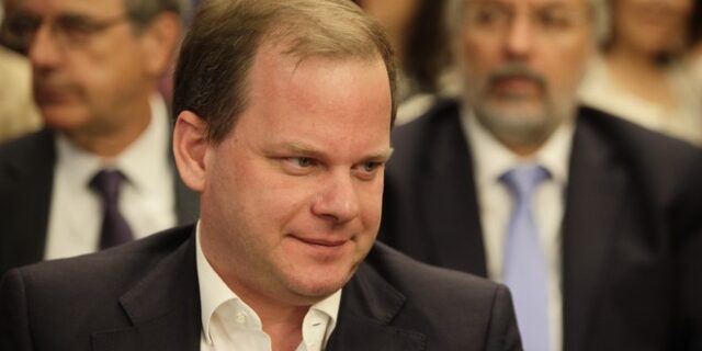 Καραμανλής: Ο Τσίπρας γκρεμίζει το αριστερό μεταπολιτευτικό αφήγημα του αντιαμερικανισμού