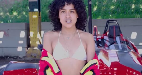 Η ράπερ Princess Nokia έριξε καυτή σούπα σε ρατσιστή μέσα σε τρένο