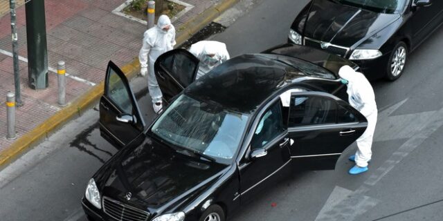 Τρομοδέματα: Η πλαστή ταυτότητα που συνδέει τον 29χρονο με την Πόλα Ρούπα