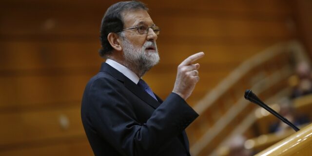 Ο Ραχόι απειλεί: Θα αποκαταστήσουμε τη νομιμότητα στην Καταλονία