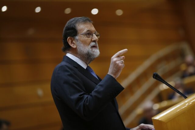Ραχόι: Ζητά άδεια από τη Γερουσία να καθαιρέσει την κυβέρνηση της Καταλονίας