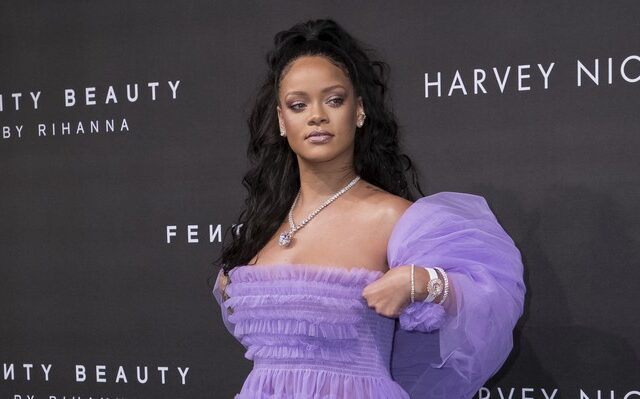 Η Rihanna αποκτά δρόμο με το όνομά της στα Μπαρμπέιντος