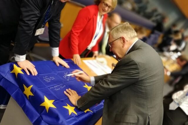 To δώρο του Eurogroup στο Σόιμπλε