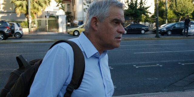 Με το θύμα της ρατσιστικής επίθεσης στον Ασπρόπυργο συναντήθηκε ο Τόσκας