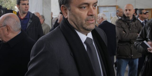 Ο Τσιτουρίδης παραιτείται από τη διεκδίκηση αναδρομικών
