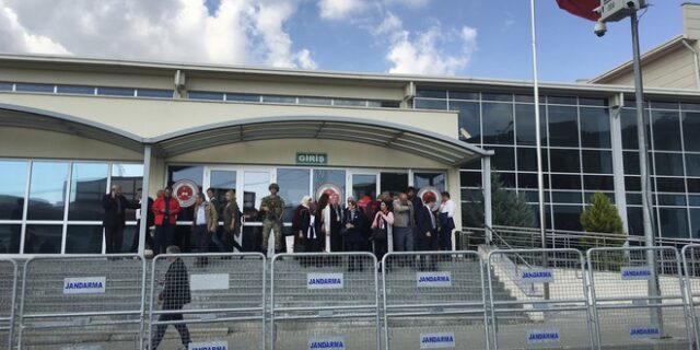 Τουρκία: Γερμανίδα δημοσιογράφος δικάζεται για τρομοκρατία