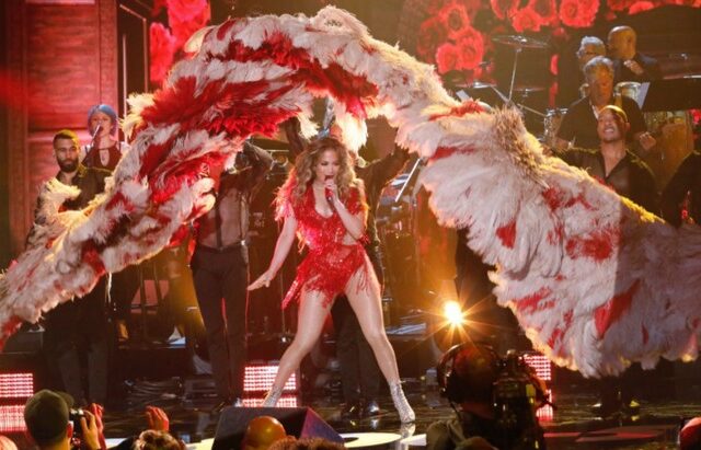 JLO κατά Τραμπ: Κάποιες ζημιές δεν καθαρίζουν με χαρτί κουζίνας