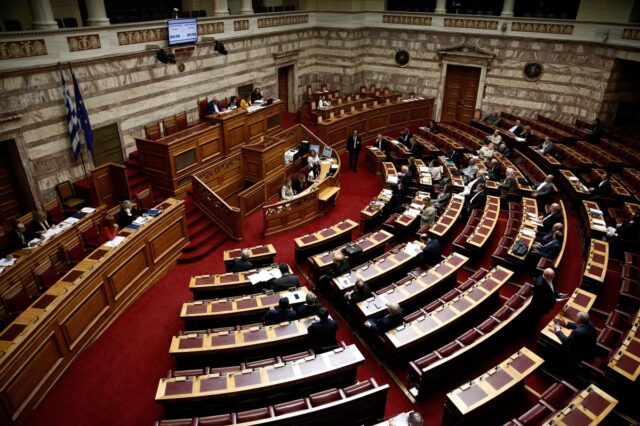 Γραφείο Προϋπολογισμού της Βουλής: Η Ελλάδα φαίνεται ότι βγαίνει από την κρίση