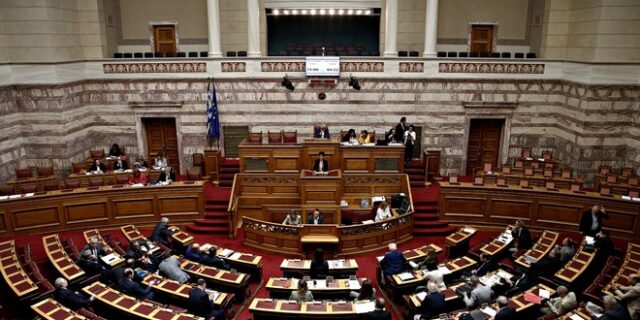 ‘Ναι’ από τη βουλή για την ταυτότητα φύλου