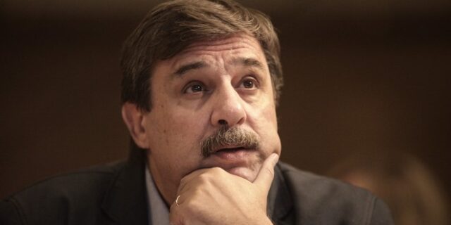 Επιστολή Ξανθού για την απόσυρση από τη ‘Roche’ αντικαρκινικού φαρμάκου
