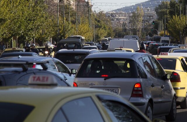 Κυκλοφορία: Αυξημένη η κίνηση στους δρόμους της Αθήνας