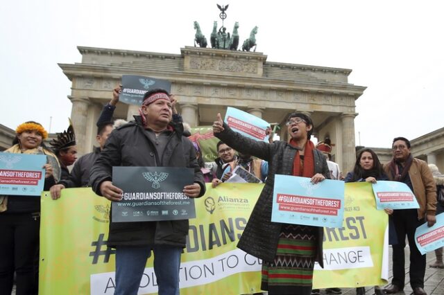 Βερολίνο: Πάνω από 100.000 διαδηλωτές κατά της εξόρυξης άνθρακα