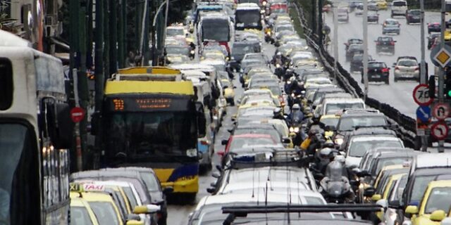 Φίλε οδηγέ, να γιατί ‘έλιωσες’ σήμερα στην κίνηση