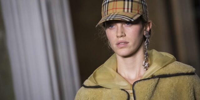 Burberry, το πιο δημοφιλές βρετανικό brand στο Instagram
